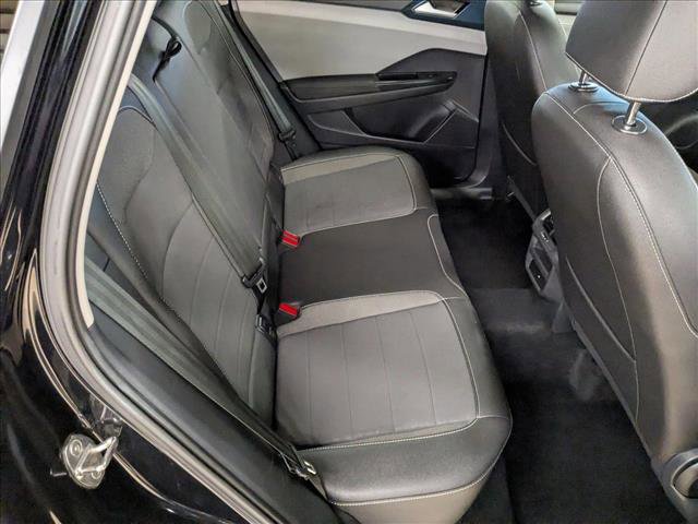 Used 2024 Volkswagen Taos SE image 23