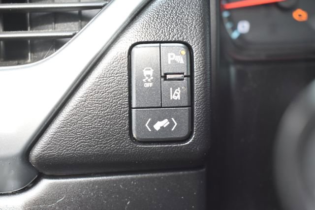 Used 2015 Chevrolet Tahoe LTZ AWD/4WD image 21