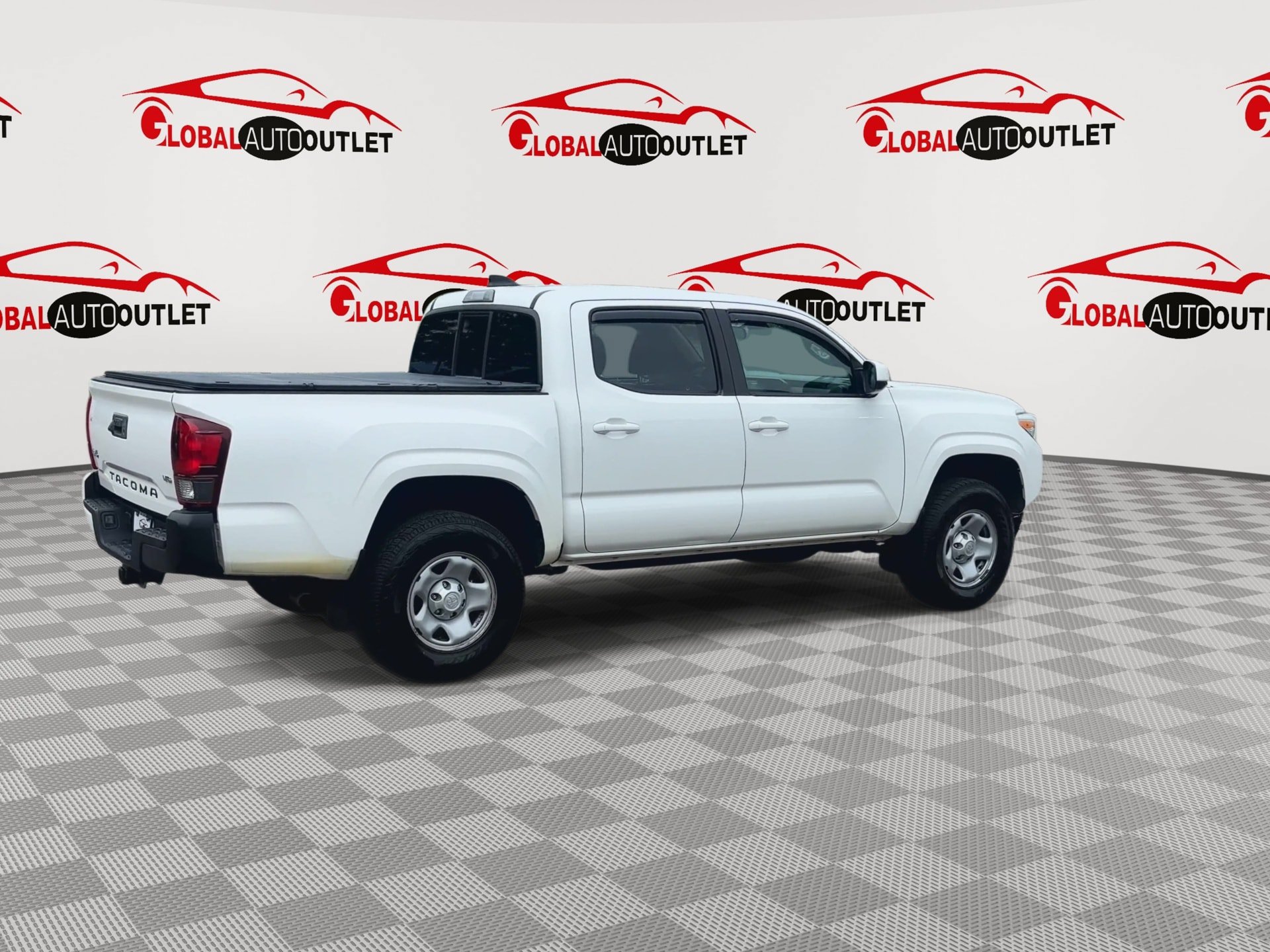 Used 2021 Toyota Tacoma SR AWD/4WD image 8