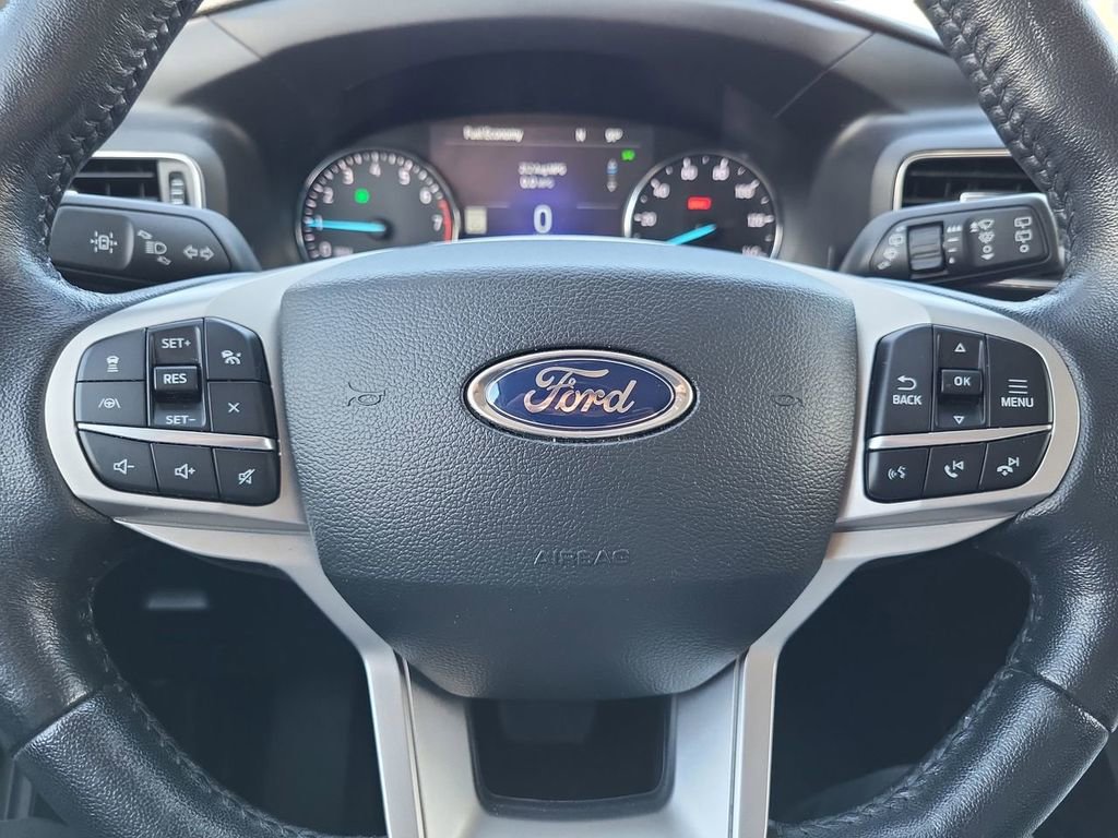 Used 2022 Ford Explorer Limited w/ Limited Technology Package image 11