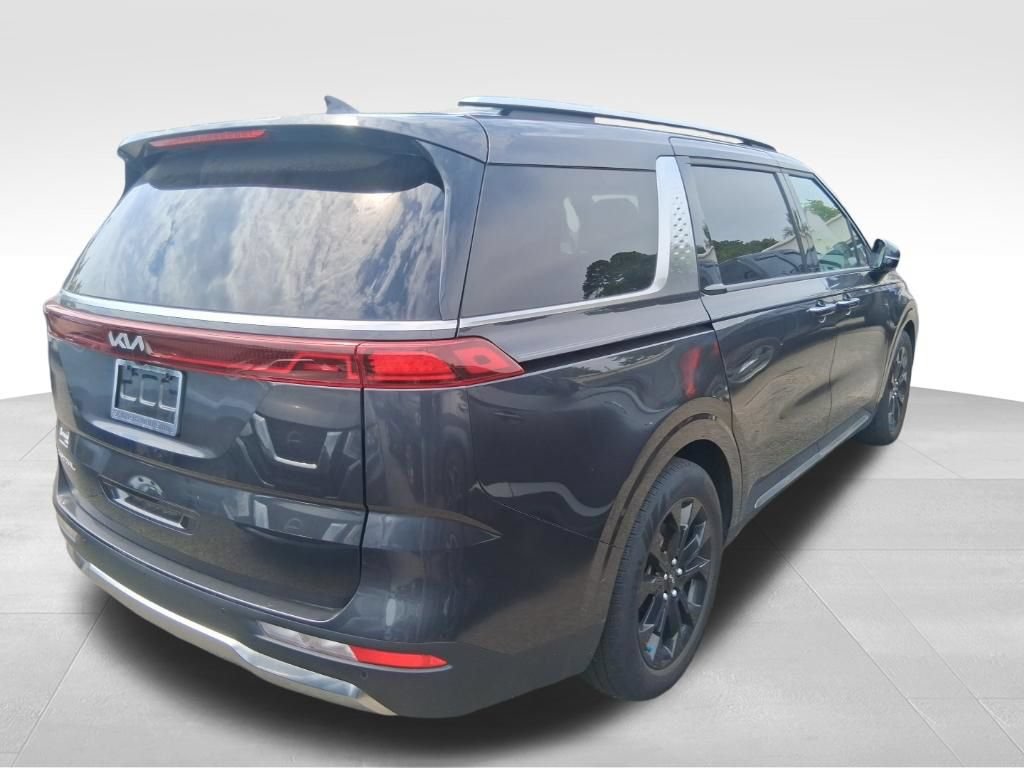 Certified 2024 Kia Carnival SX Prestige FWD image 10