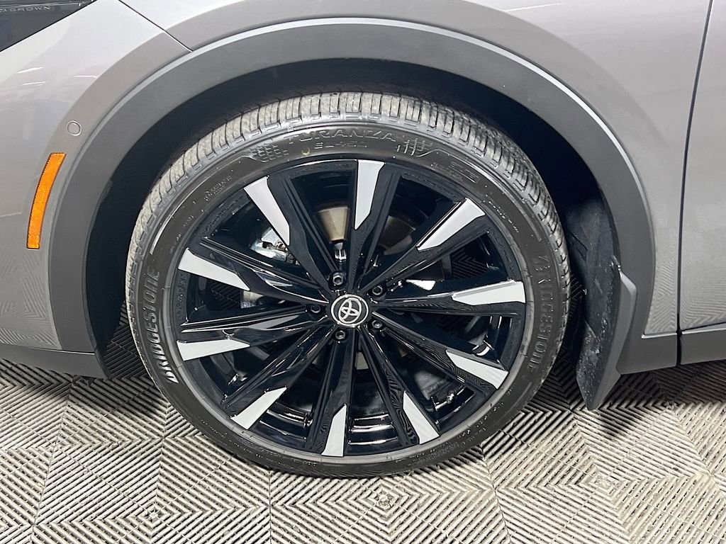 Certified 2026 Toyota Crown Platinum AWD/4WD image 28