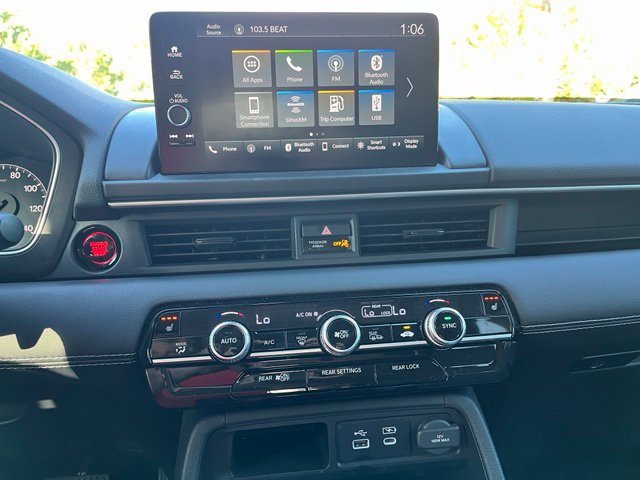 Used 2025 Honda Pilot EX-L image 9