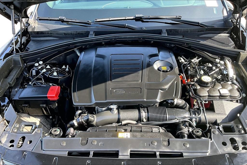 Used 2025 Land Rover Range Rover Velar Dynamic SE image 28