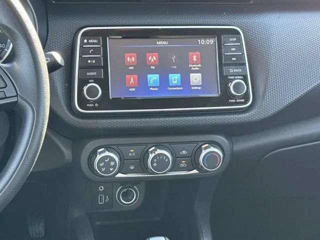 Used 2024 Nissan Kicks S FWD image 16