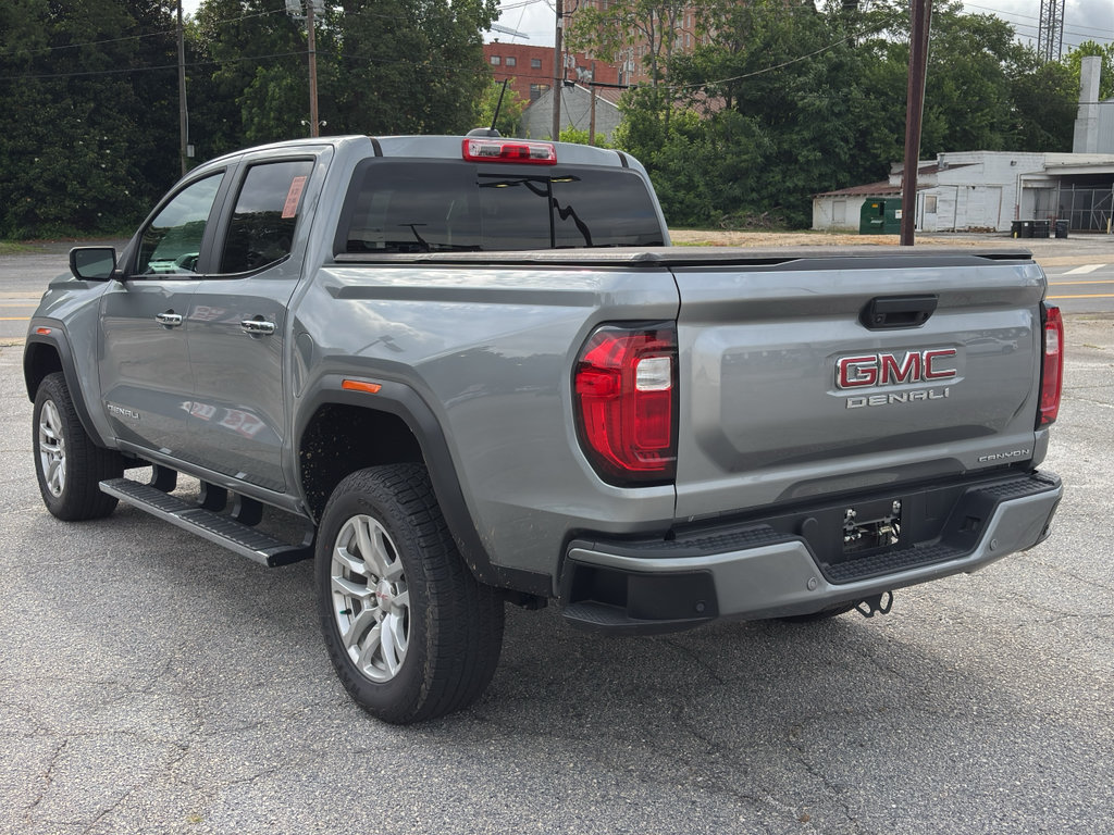 Used 2023 GMC Canyon Denali AWD/4WD image 5