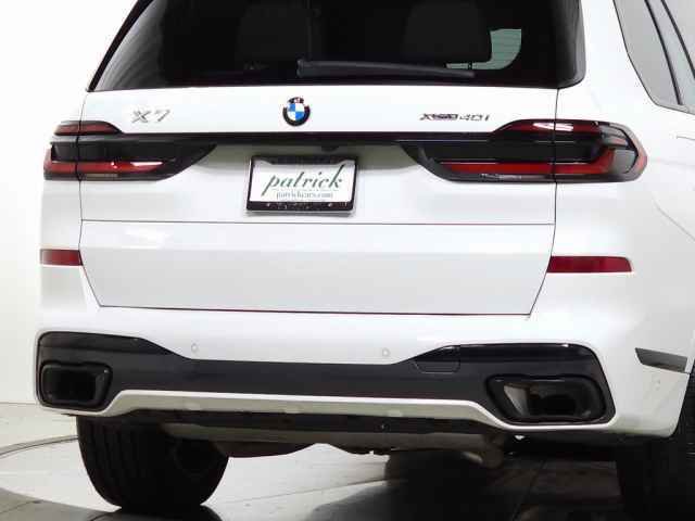 Used 2024 BMW X7 xDrive40i w/ M Sport Package image 12
