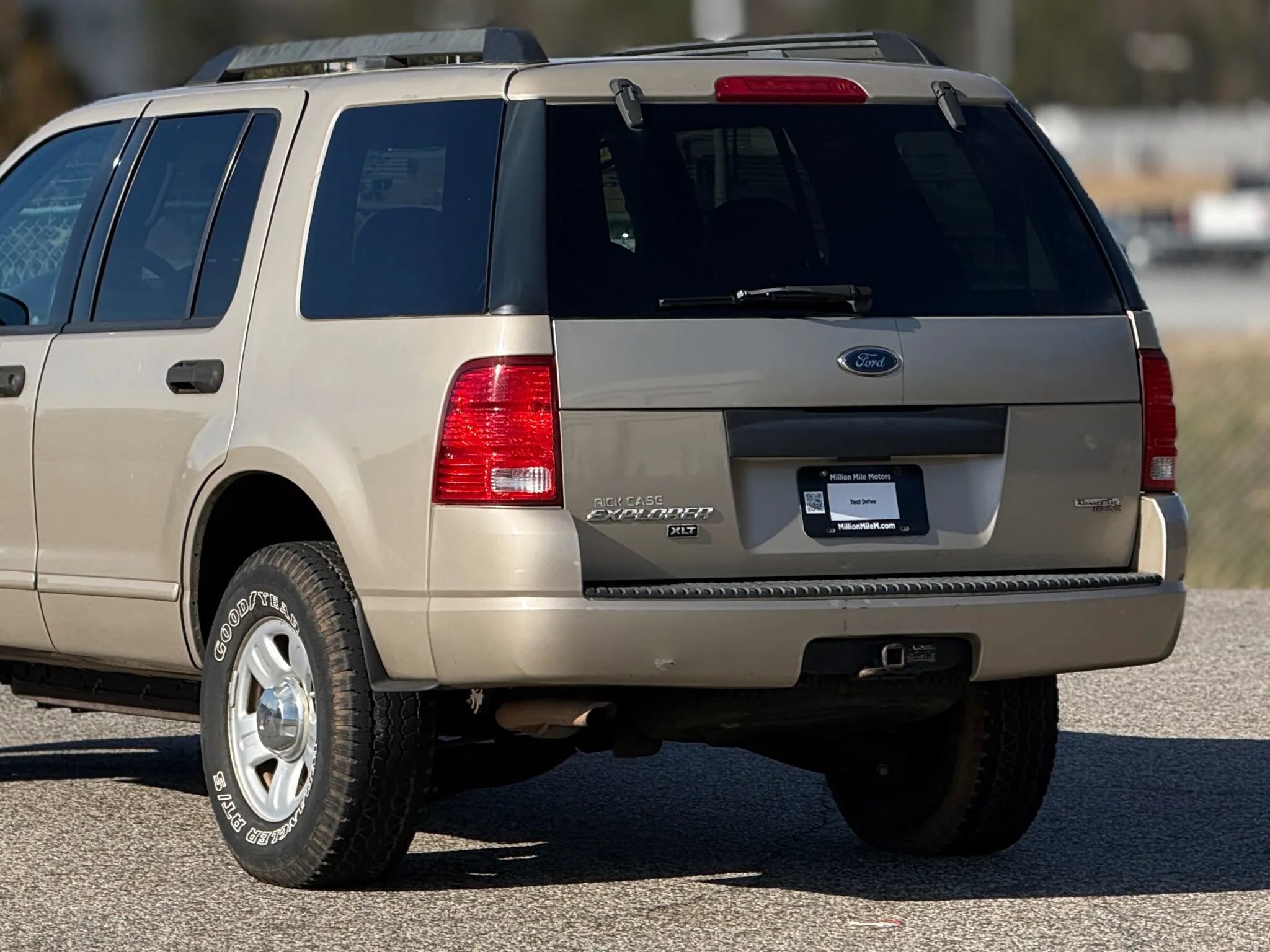 Used 2005 Ford Explorer Sport XLS RWD image 15