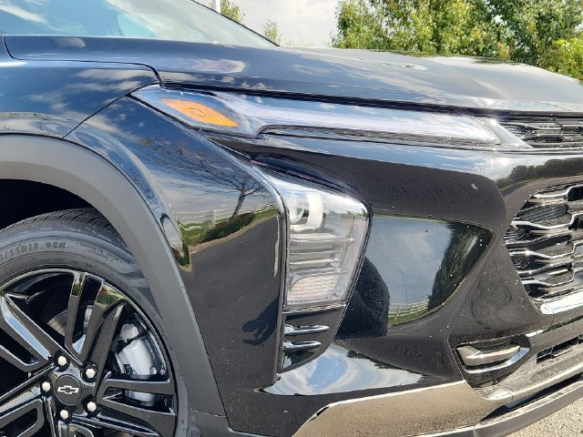 New 2026 Chevrolet Trax ACTIV w/ Sunroof Package FWD image 9