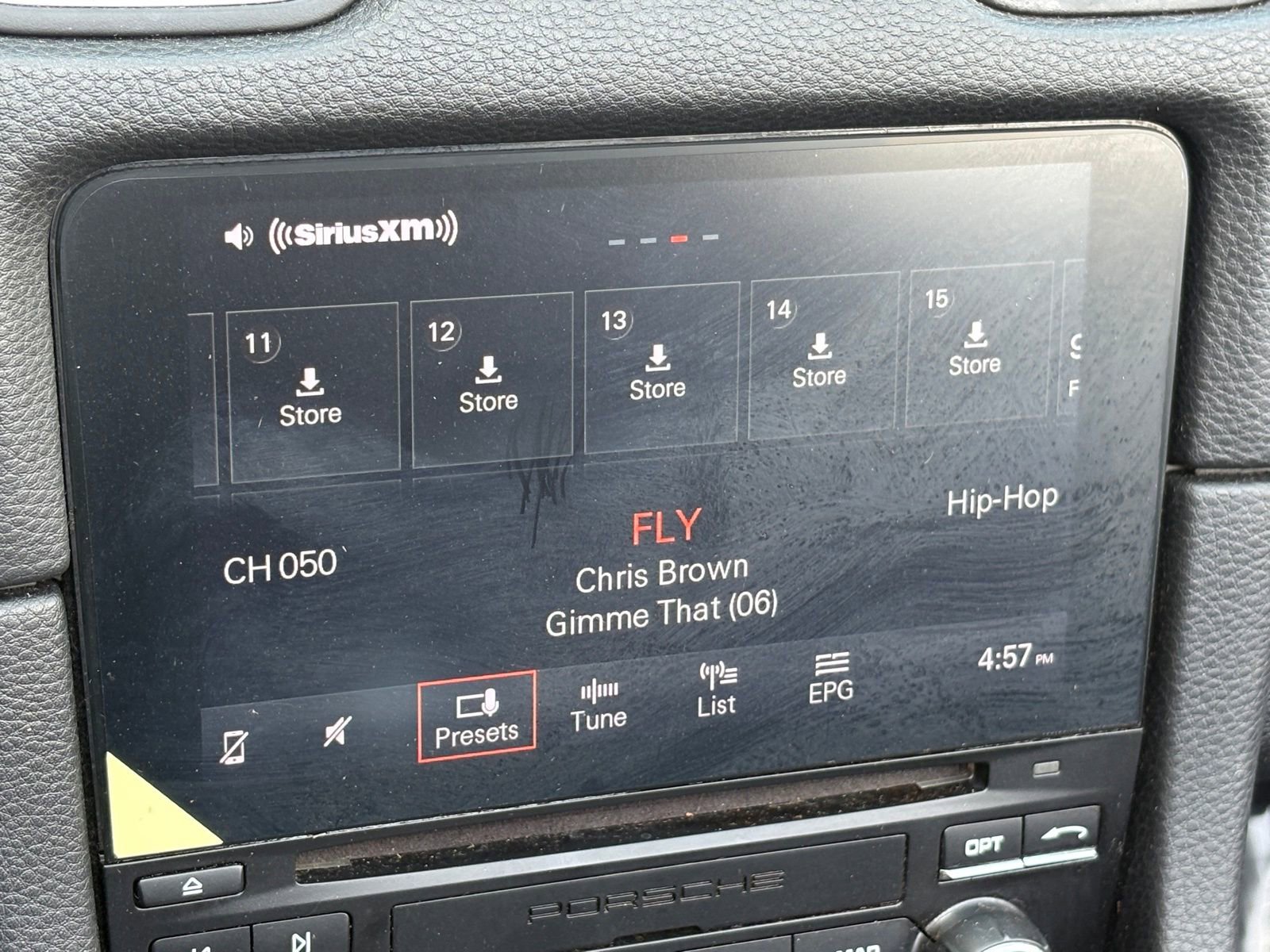 Used 2021 Porsche 718 Boxster S image 24