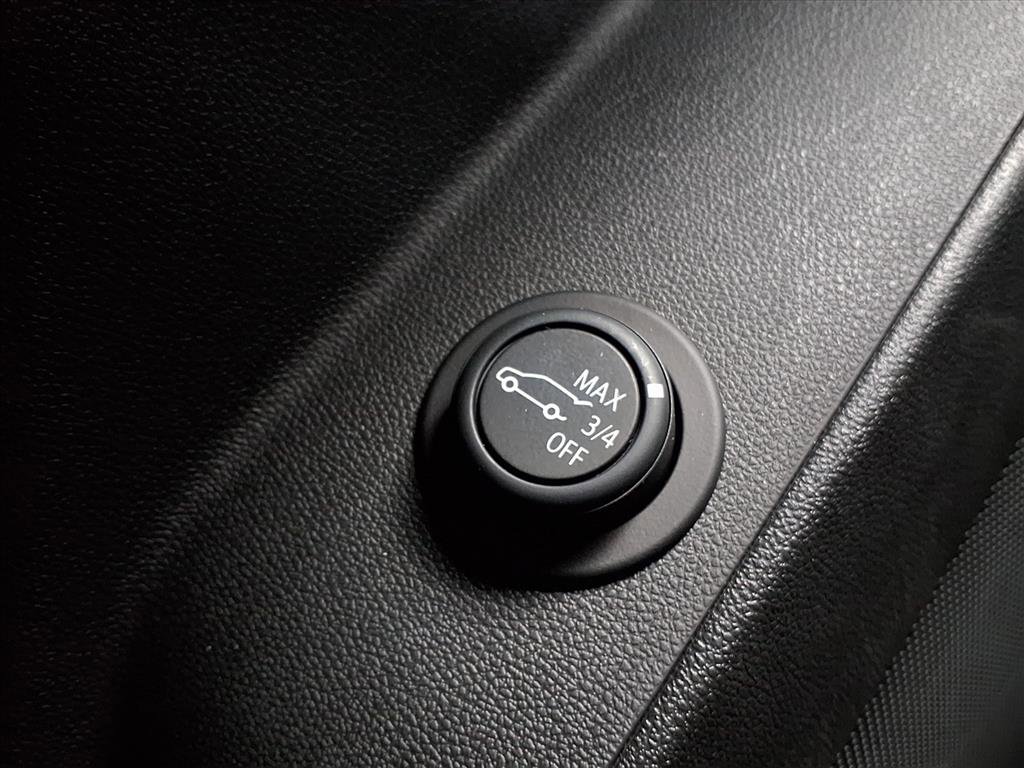 Used 2023 Chevrolet Equinox RS w/ LPO, Floor Liner Package image 13