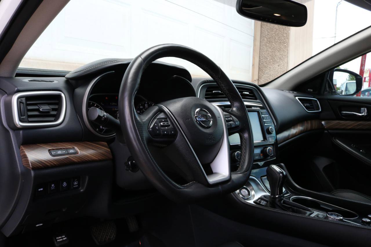 Used 2017 Nissan Maxima Platinum FWD image 20