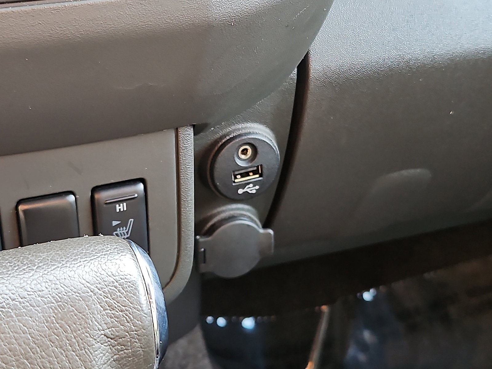 Certified 2017 Nissan Frontier SV w/ SV Value Truck Package AWD/4WD image 22