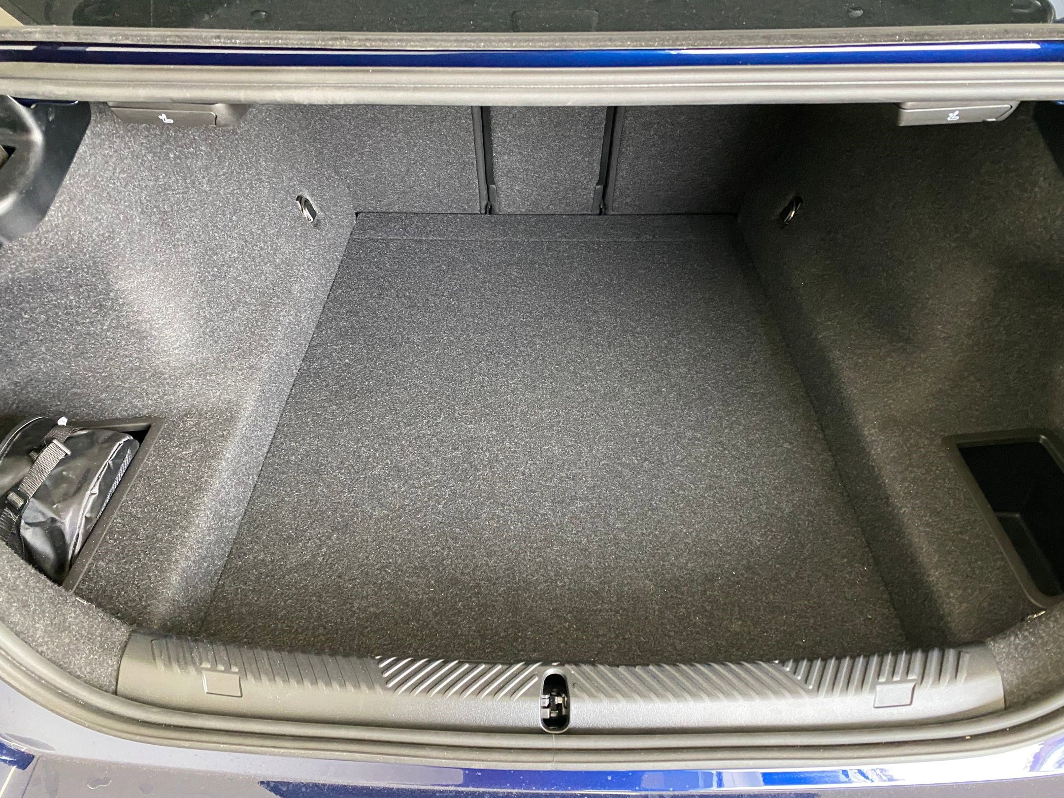 New 2026 BMW 540i xDrive w/ M Sport Package image 32