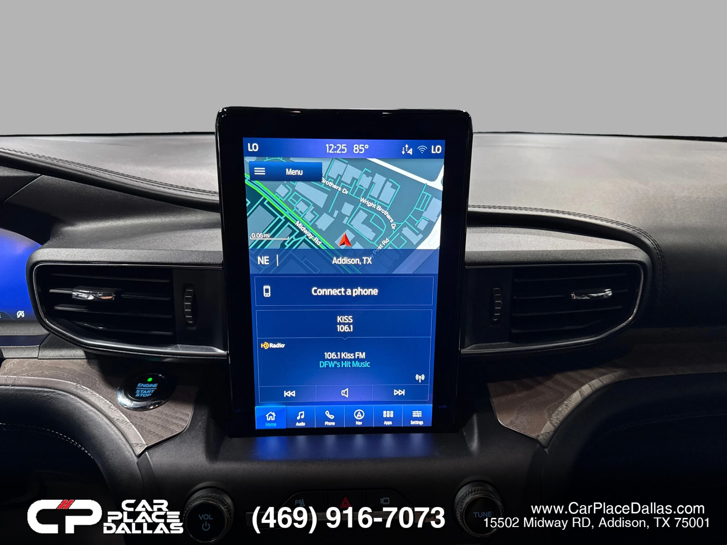 Used 2020 Ford Explorer Platinum w/ Premium Technology Package AWD/4WD image 33