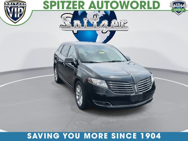 Used 2018 Lincoln MKT AWD w/ Driver Technology Package image 3