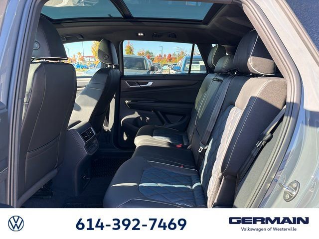 New 2026 Volkswagen Atlas Cross Sport SEL Premium R-Line AWD/4WD image 17