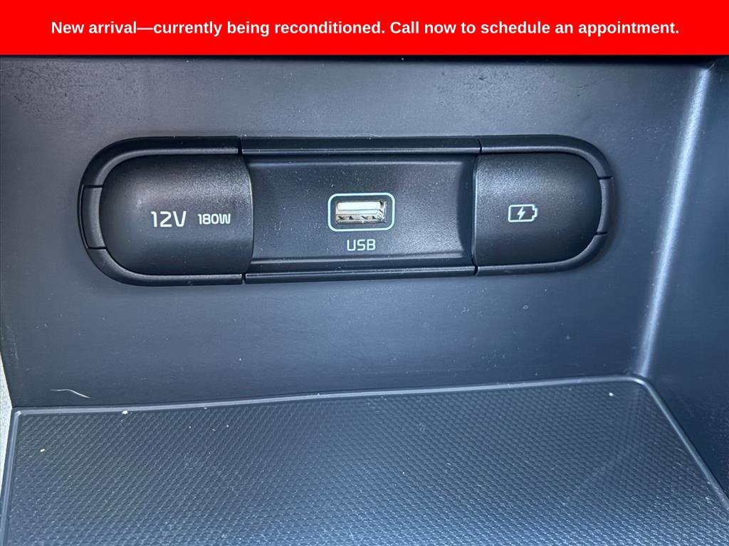 Used 2022 Kia Niro LXS FWD image 24