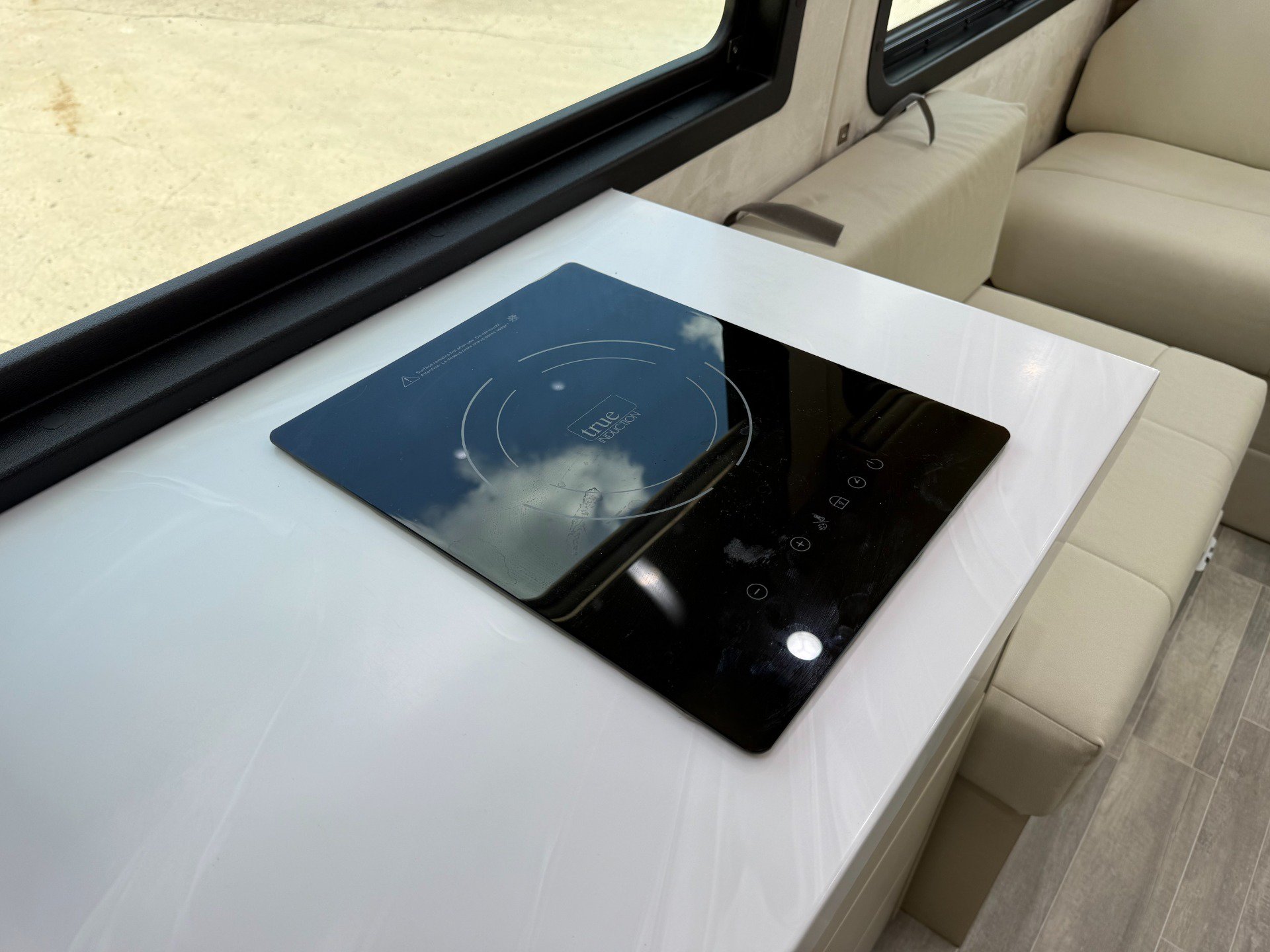 Used 2022 Mercedes-Benz Sprinter 3500 image 40