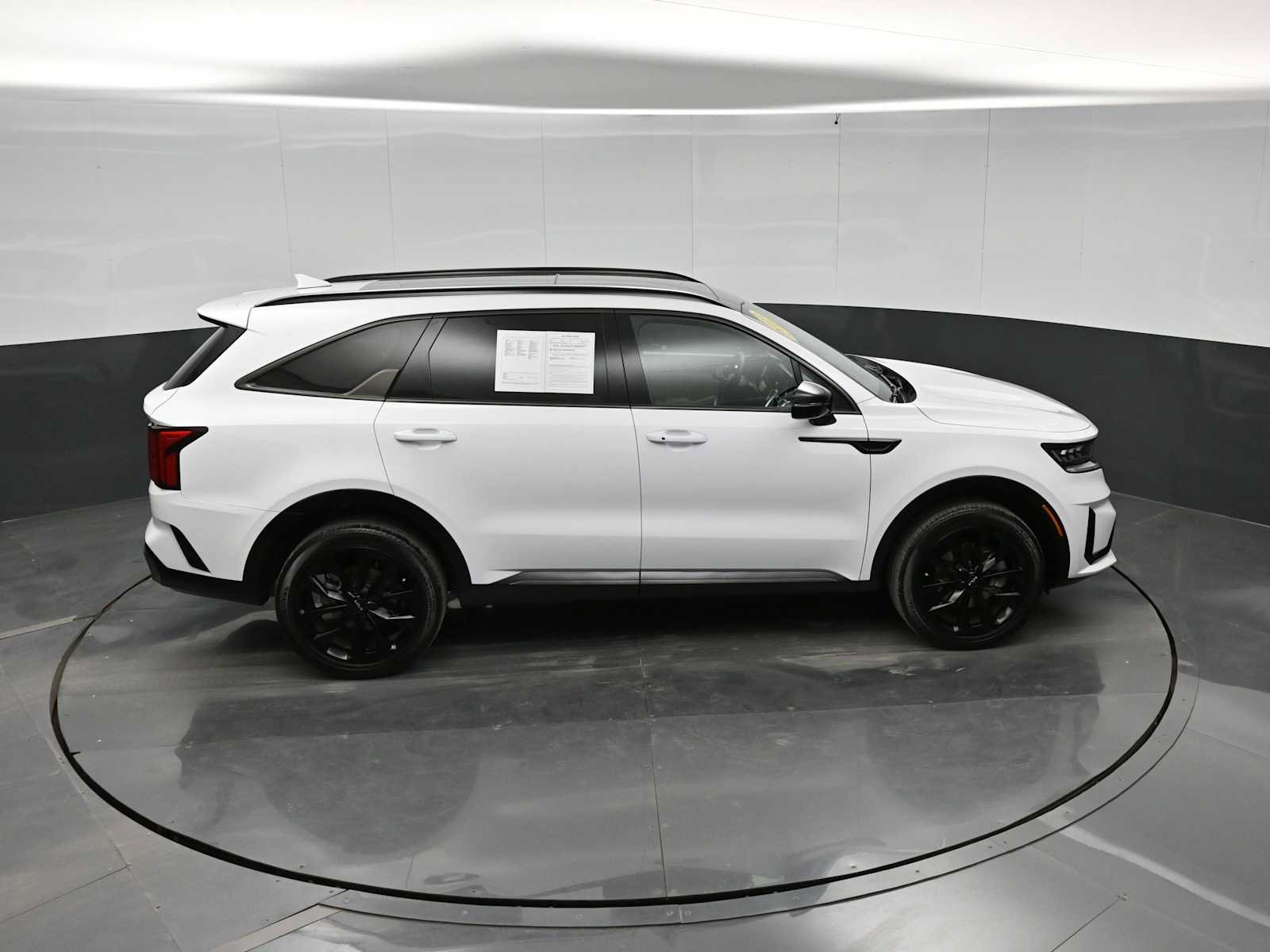 Used 2023 Kia Sorento SX AWD/4WD image 32