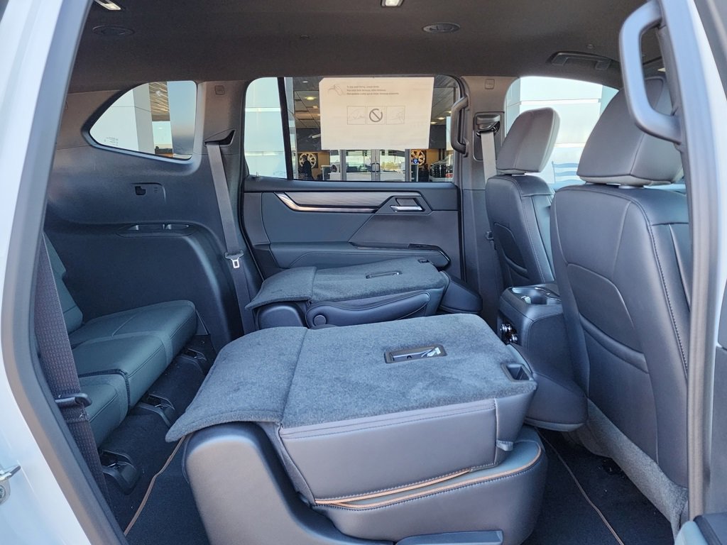 New 2026 GMC Acadia AT4 w/ Luxury Package image 49