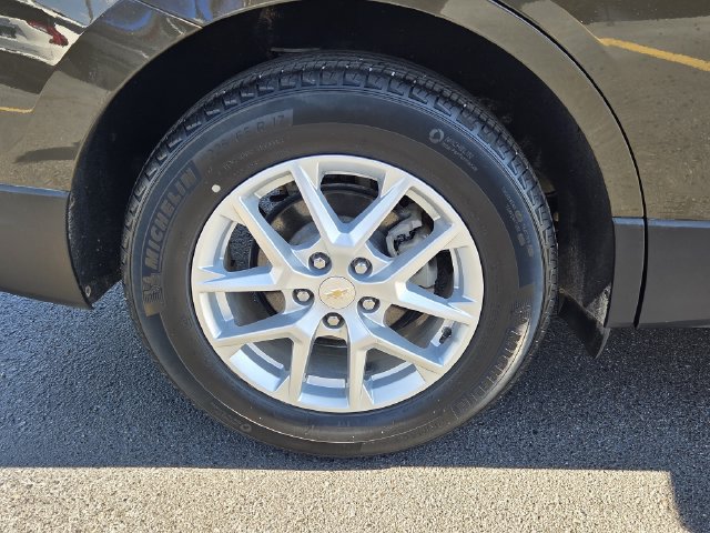 Certified 2024 Chevrolet Equinox LT FWD image 9