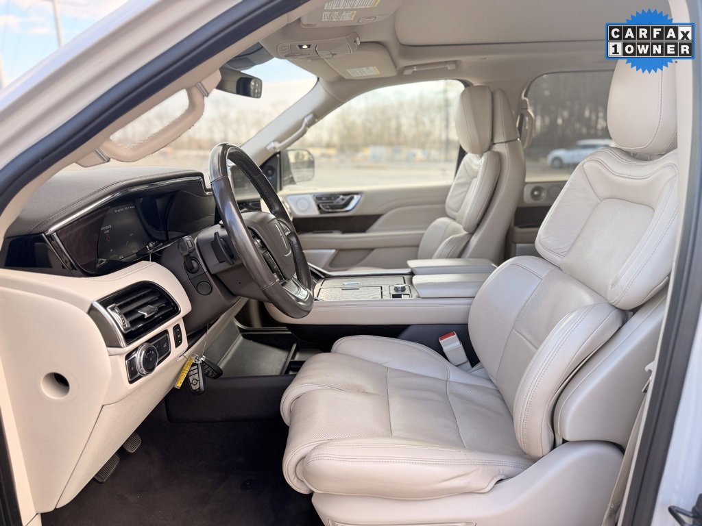 Used 2020 Lincoln Navigator L Reserve w/ Luxury Package image 9