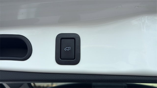 Used 2015 Toyota Highlander Limited image 30