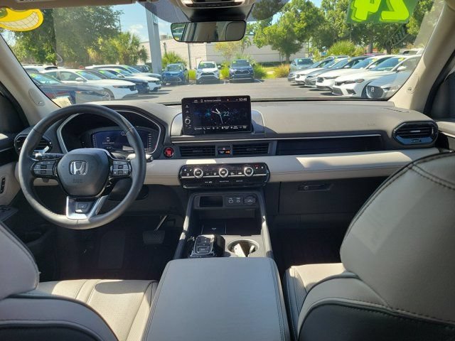 Certified 2024 Honda Pilot Elite image 2