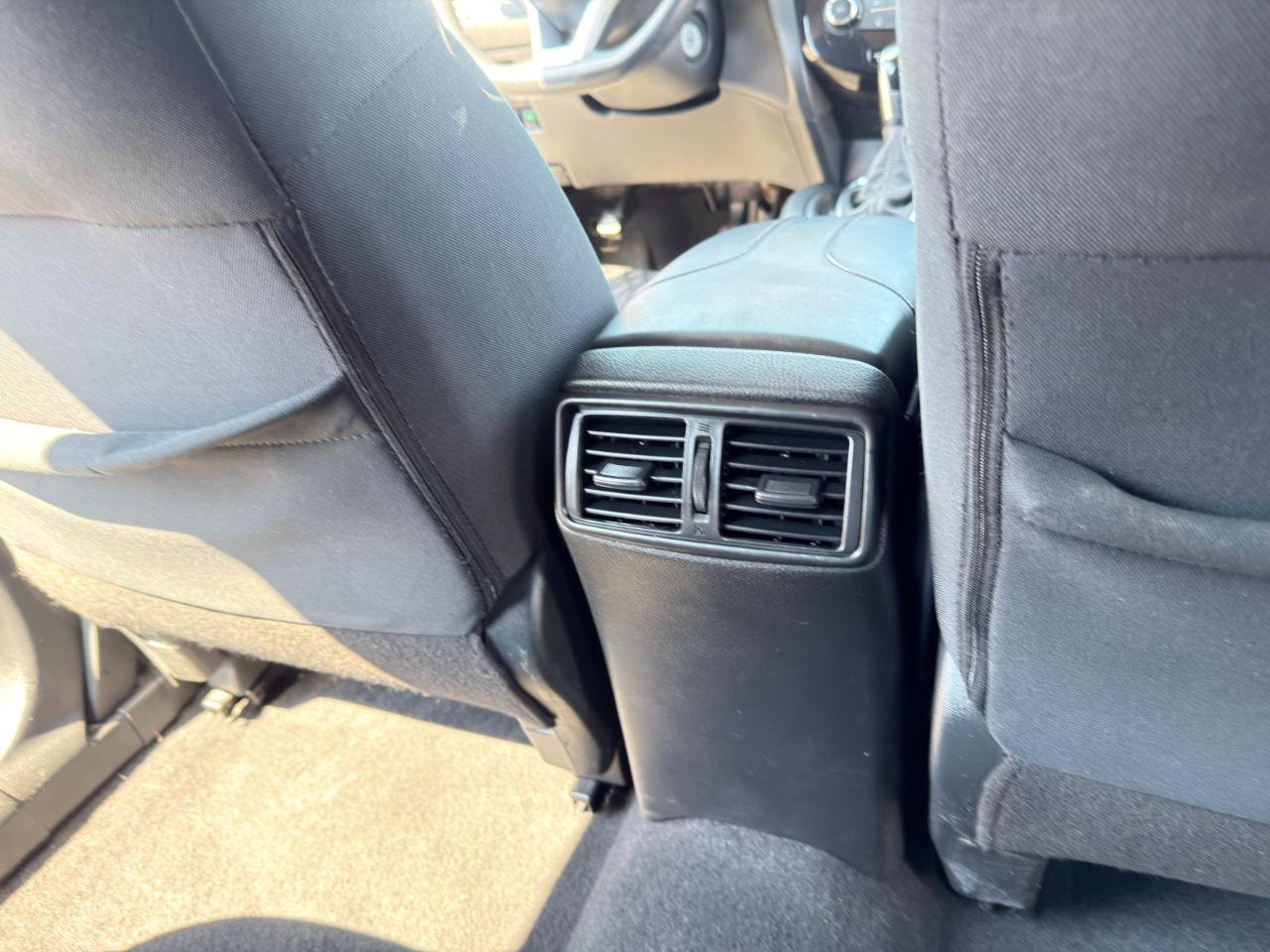 Used 2018 Nissan Rogue S w/ S Value Package image 29