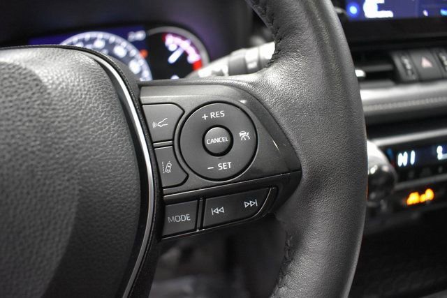 Used 2023 Toyota RAV4 XLE Premium image 29