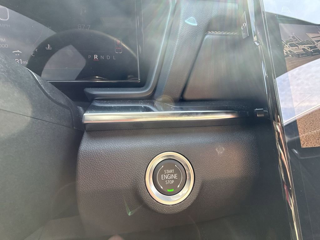 Certified 2025 GMC Terrain Elevation w/ Elevation Premium Package image 23