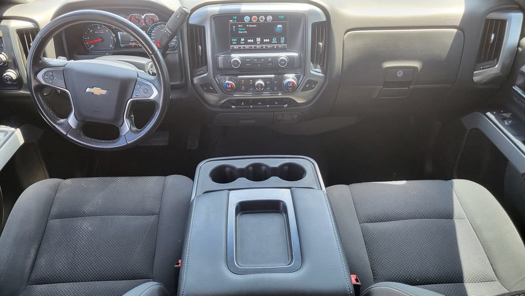 Used 2018 Chevrolet Silverado 1500 LT w/ All Star Edition AWD/4WD image 5