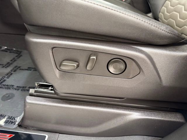 Used 2024 Chevrolet Silverado 1500 ZR2 image 13