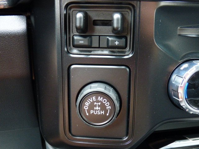 New 2026 Ford F350 Lariat image 15
