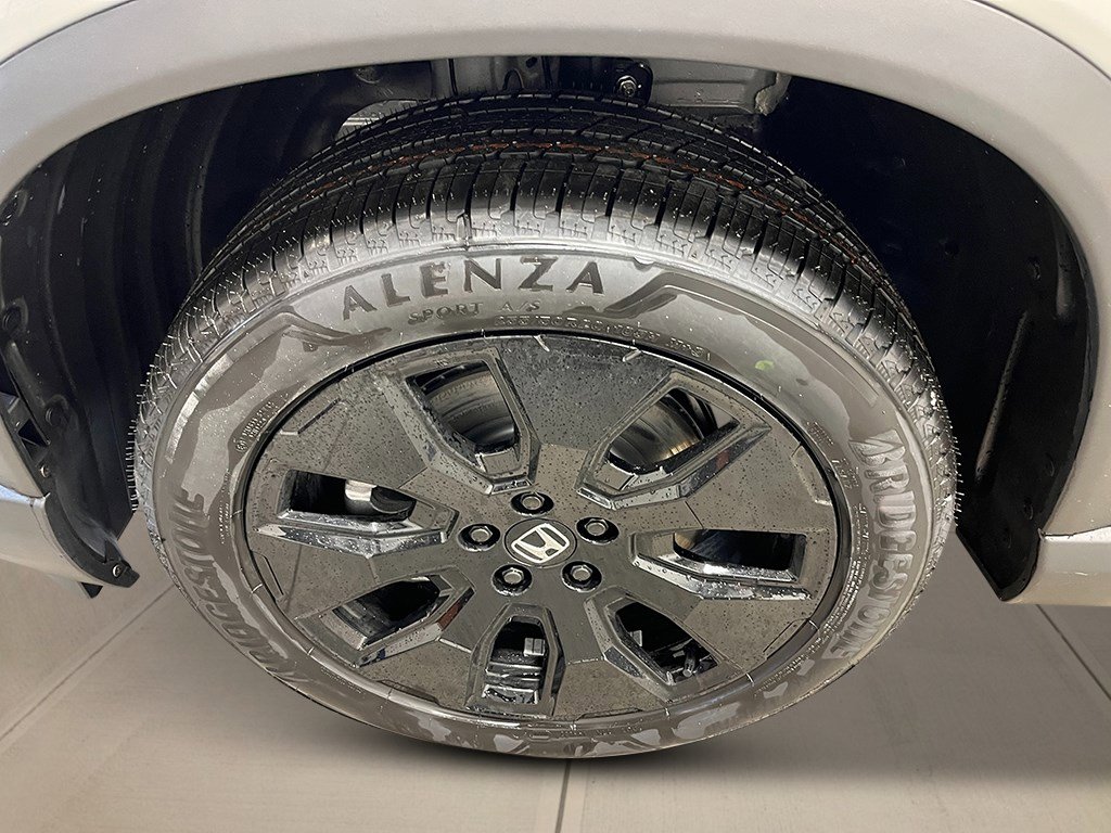 New 2026 Honda Pilot Black Edition image 12