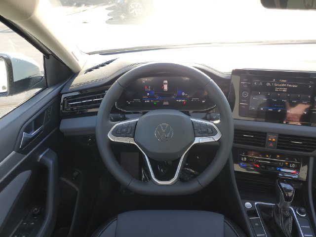 New 2027 Volkswagen Jetta SE FWD image 10