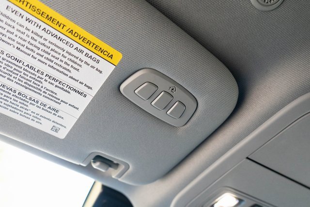 Used 2024 Ford Explorer Limited image 36