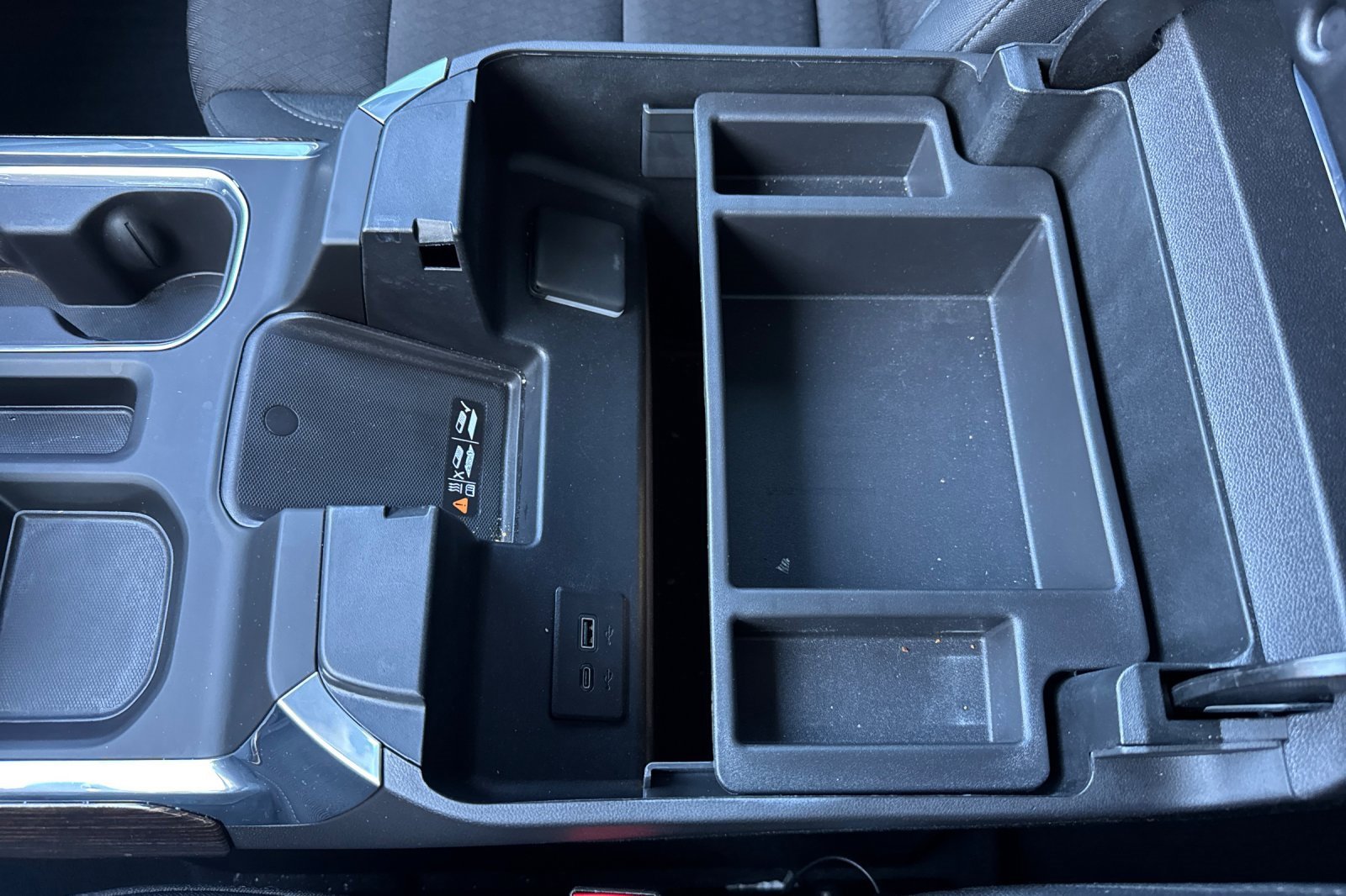 Used 2025 GMC Sierra 1500 Elevation image 30