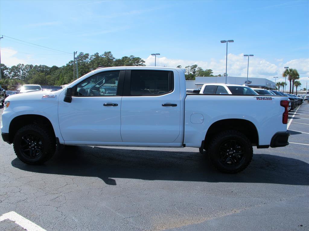 Used 2023 Chevrolet Silverado 1500 LT Trail Boss w/ Protection Package AWD/4WD image 6