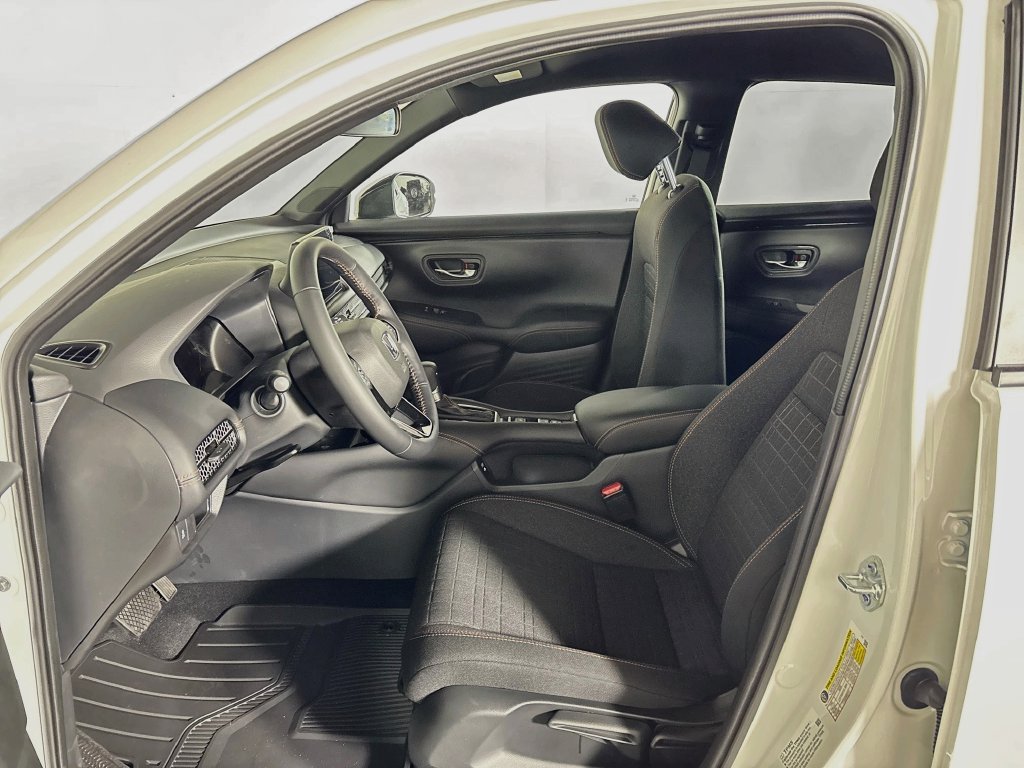 New 2027 Honda HR-V Sport image 11