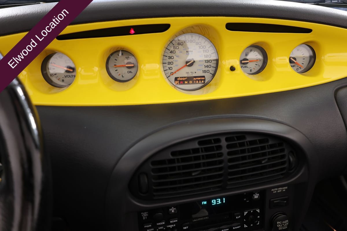 Used 2000 Plymouth Prowler RWD image 19