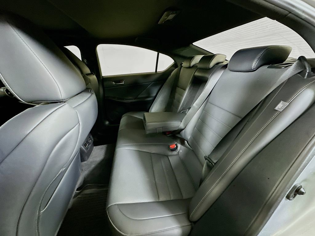 Used 2022 Lexus IS 350 F Sport image 13