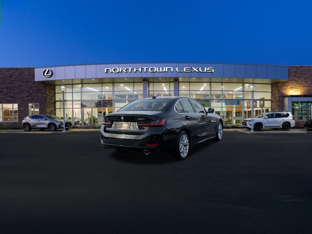 Used 2025 BMW 330i xDrive Sedan w/ Convenience Package image 23