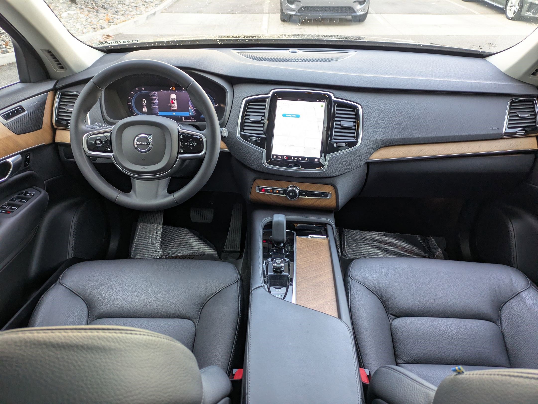 Certified 2023 Volvo XC90 T8 Plus w/ Protection Package Premier image 26