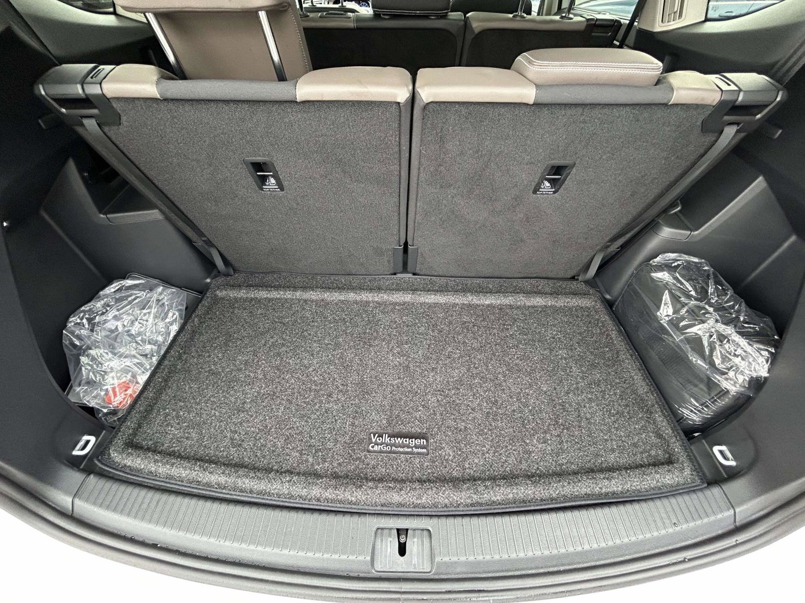 Used 2025 Volkswagen Atlas SEL image 19