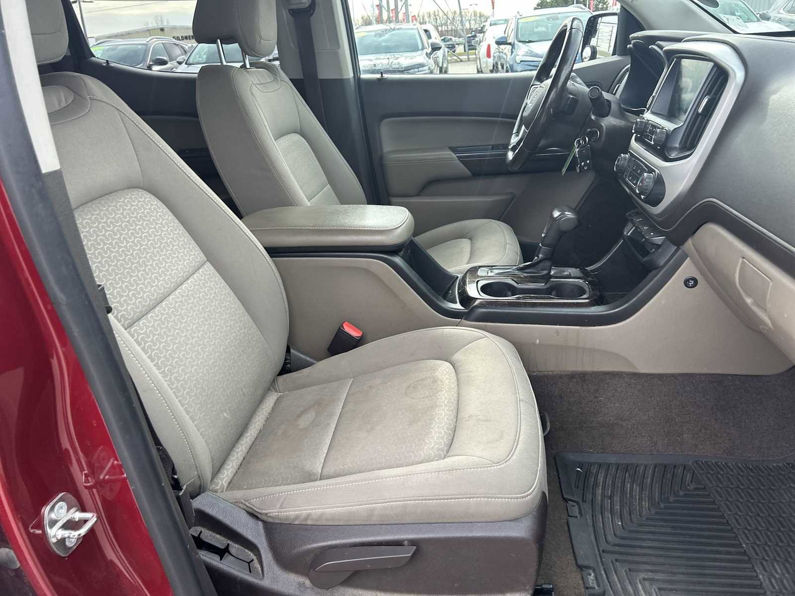 Used 2017 GMC Canyon SLE image 27