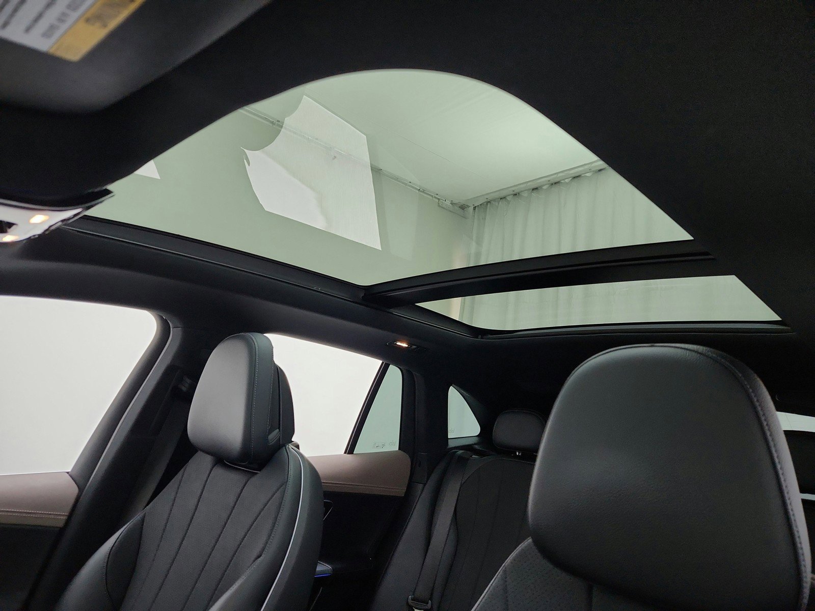 Used 2023 Mercedes-Benz EQE 350+ SUV image 11