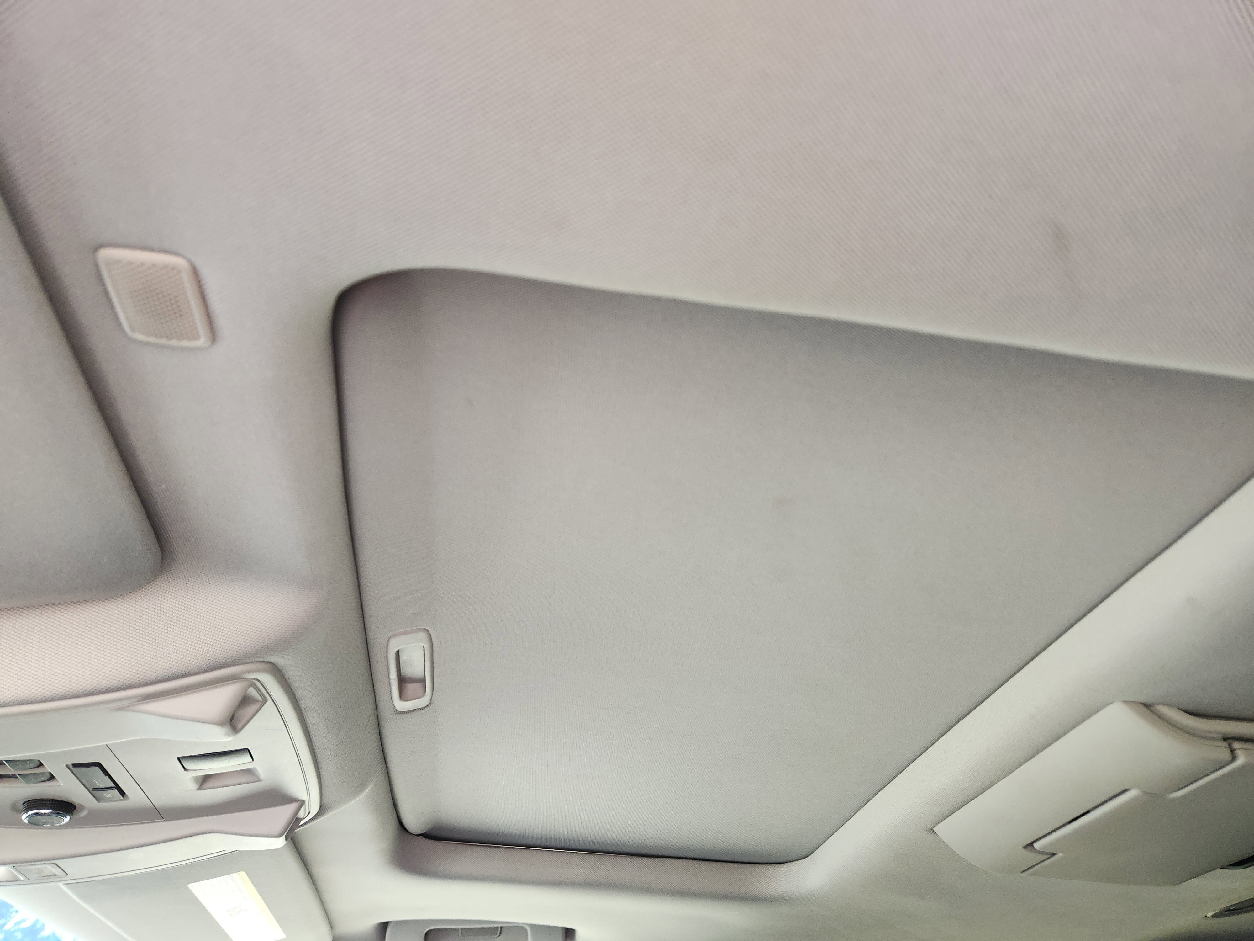 Used 2018 Cadillac Escalade ESV Premium Luxury AWD/4WD image 22