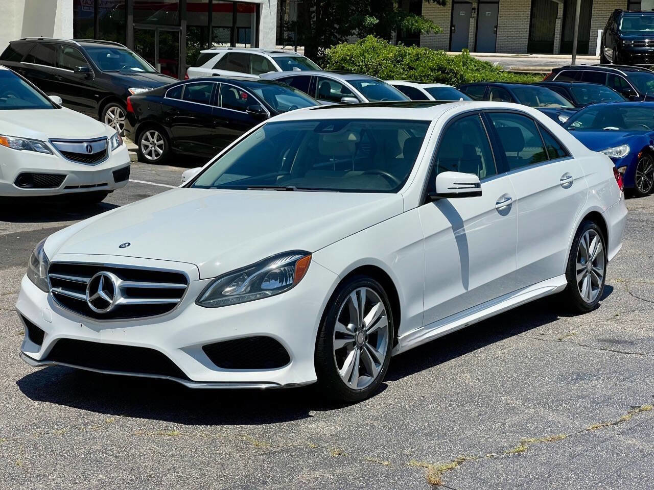 Used 2016 Mercedes-Benz E 350 Sedan w/ Premium Package image 1